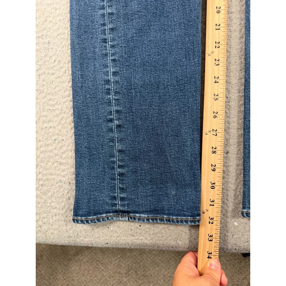 Levis 501 Jeans Men 32x32 Blue Denim Straight Leg Button Fly Mid Rise Distressed